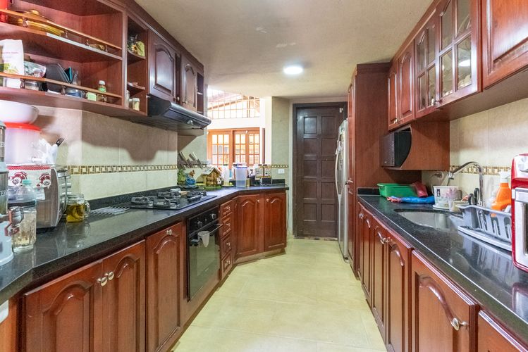 Casa de 5 alcobas en venta en Laura Vicuña, Chía · foto 8 de 24