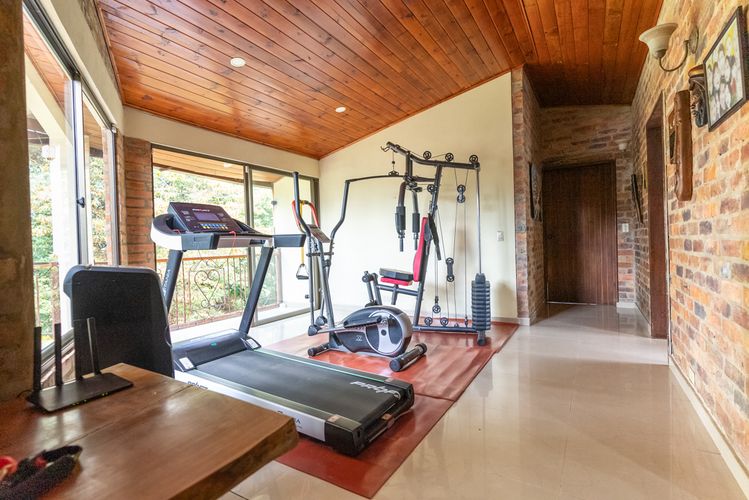 Casa de 5 alcobas en venta en Laura Vicuña, Chía · foto 14 de 24