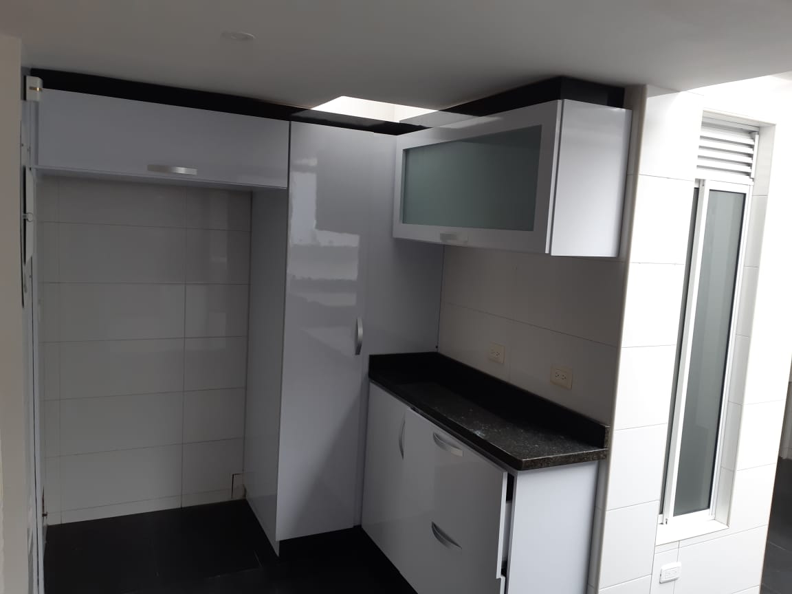 Casa en venta en Villas Del Mediterraneo, Bogotá · foto 3 de 24