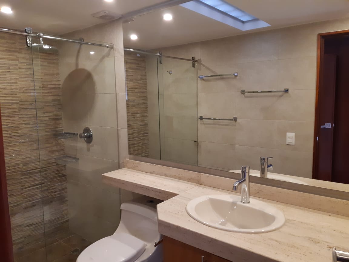 Casa en venta en Villas Del Mediterraneo, Bogotá · foto 7 de 24