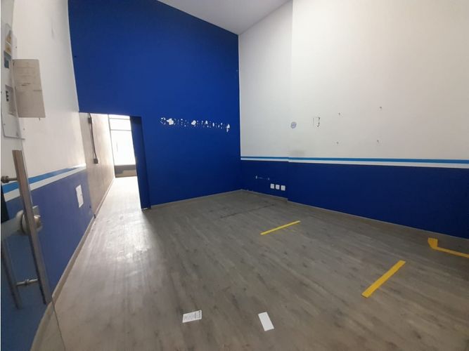 Local en arriendo en Los Naranjos, Itagüí, 48 m² · foto 2 de 8