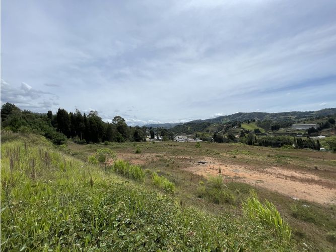 Lote en venta en La Hondita, Guarne, 14650 m² · foto 6 de 13