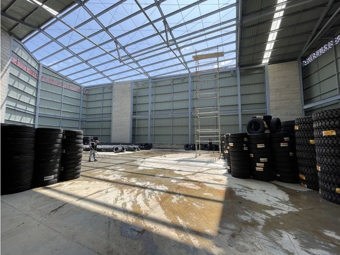 Bodega en arriendo en Fontidue�O, Guarne, 1031 m² · foto 3 de 11