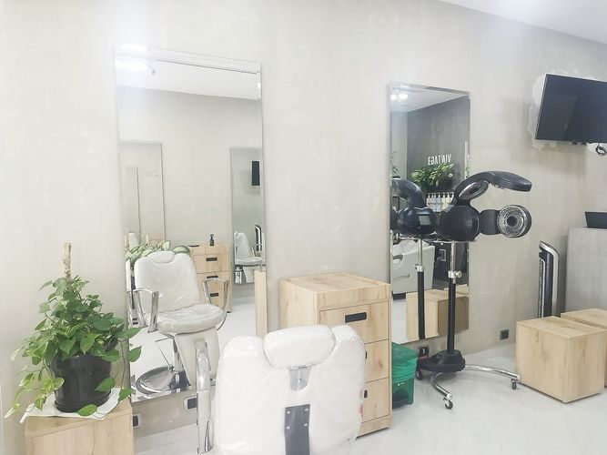 Local en venta en El Tesoro, Medellín, 26 m² · foto 3 de 9