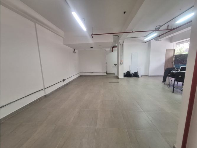 Local en arriendo en Ciudad Del Río, Medellín, 215 m² · foto 5 de 19