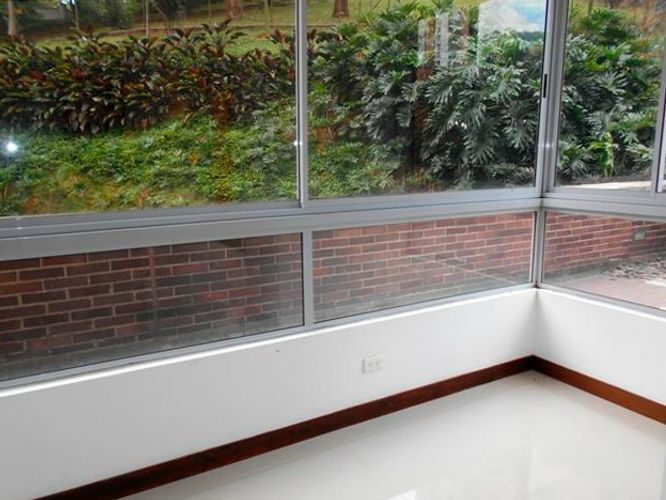 Apartamento de 3 alcobas en arriendo en El Poblado, Medellín, 120 m² · foto 11 de 17