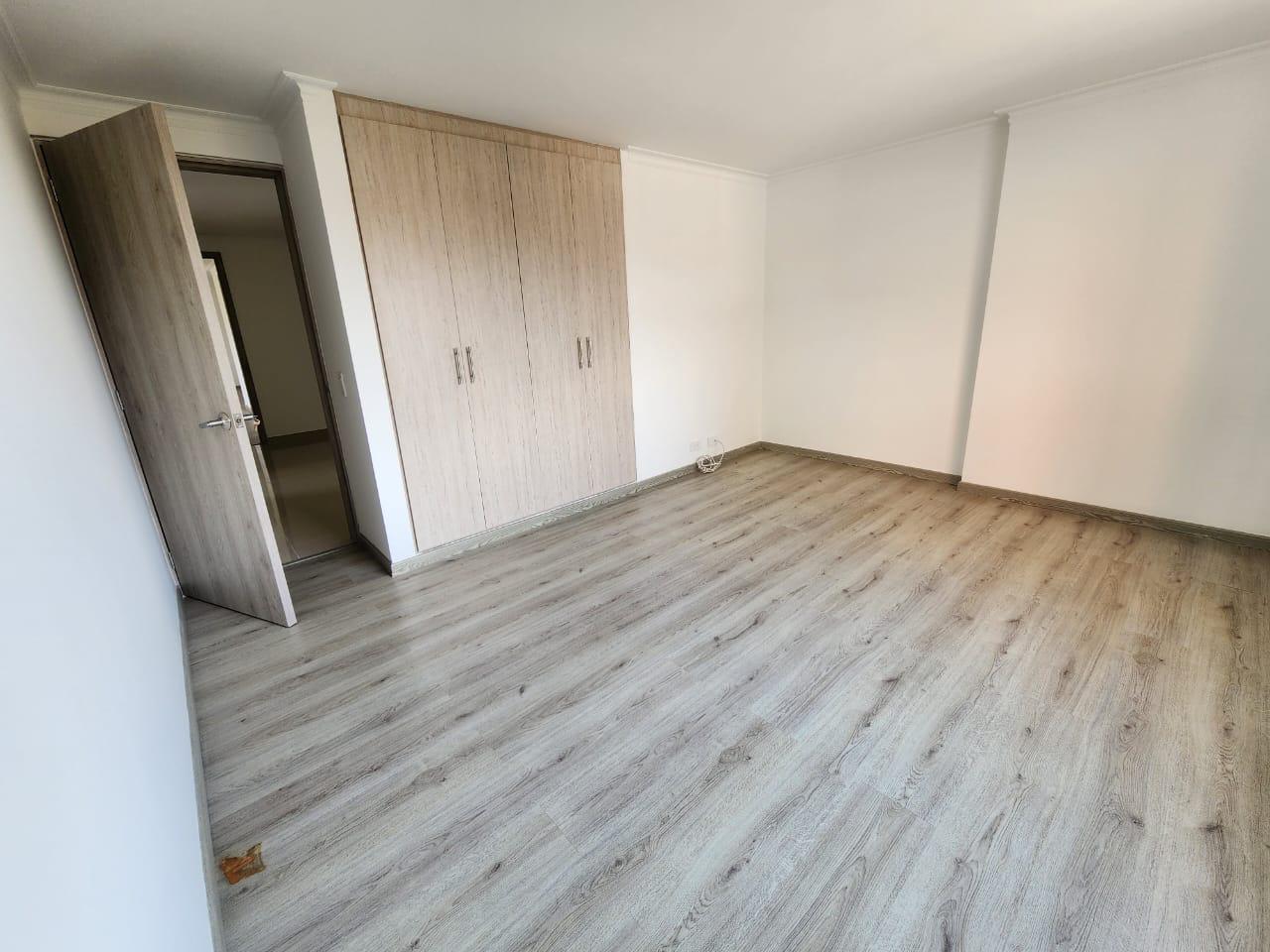 Apartamento en venta en Loma De Las Brujas, Envigado · foto 8 de 24