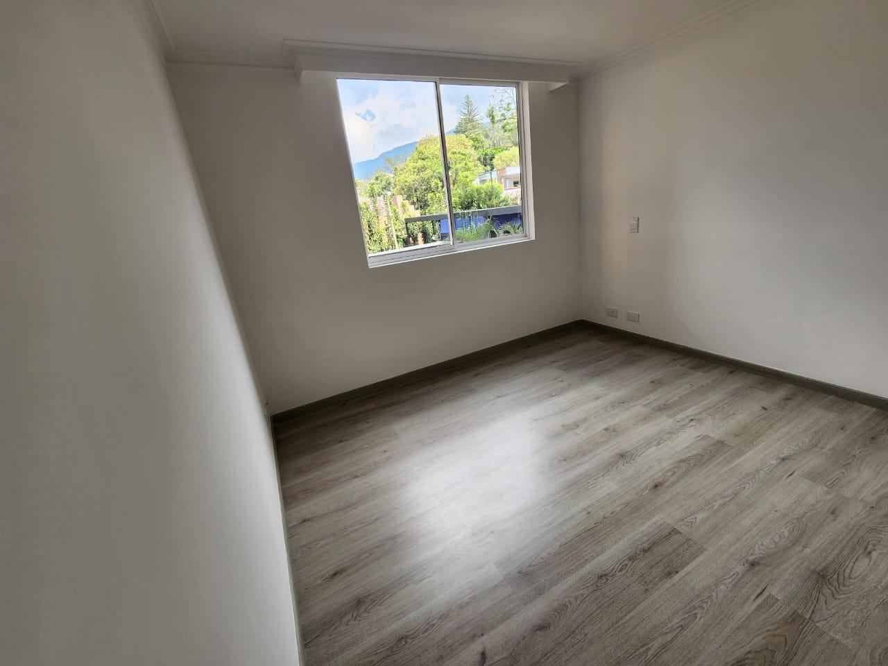Apartamento en venta en Loma De Las Brujas, Envigado · foto 9 de 24