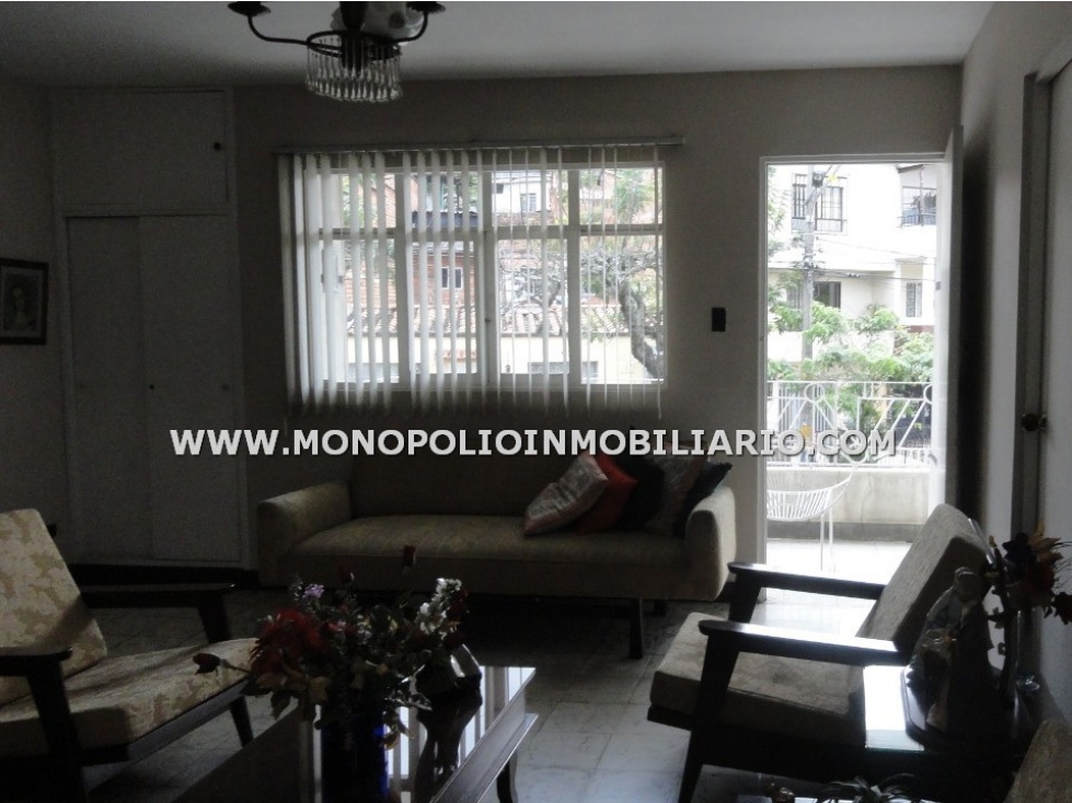 Apartaestudio en venta en San javier, Medellín 3