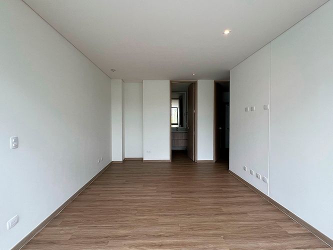 Apartamento de 2 alcobas en arriendo en El Porvenir, Rionegro, 126 m² · foto 6 de 15