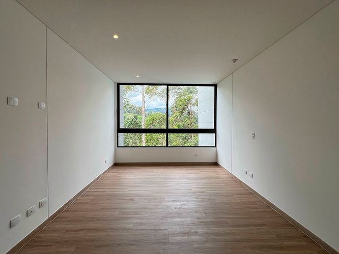 Apartamento de 2 alcobas en arriendo en El Porvenir, Rionegro, 126 m² · foto 7 de 15