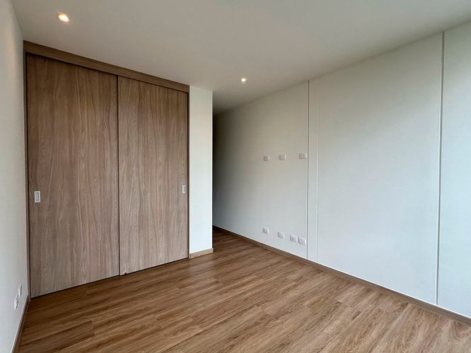 Apartamento de 2 alcobas en arriendo en El Porvenir, Rionegro, 126 m² · foto 6 de 13