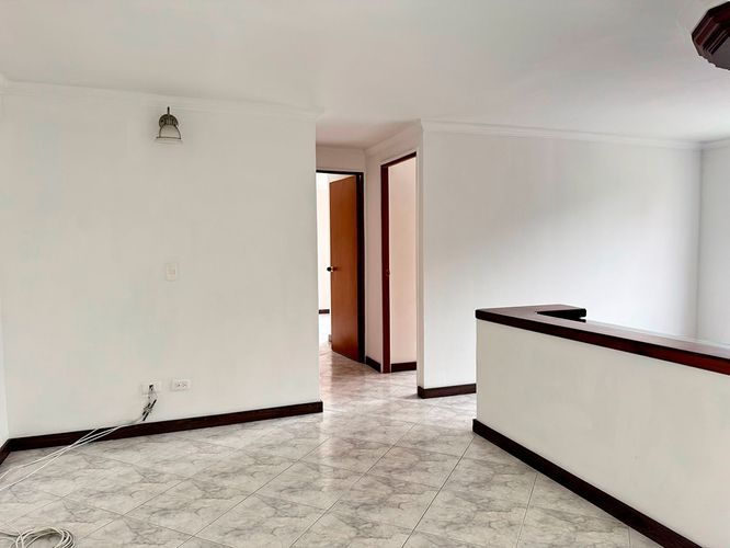 Apartamento de 2 alcobas en arriendo en El Poblado, Medellín, 76 m² · foto 8 de 15