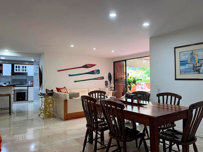 Apartamento de 2 alcobas en venta en El Poblado, Medellín, 120 m² · foto 5 de 20
