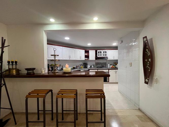 Apartamento de 2 alcobas en venta en El Poblado, Medellín, 120 m² · foto 7 de 20