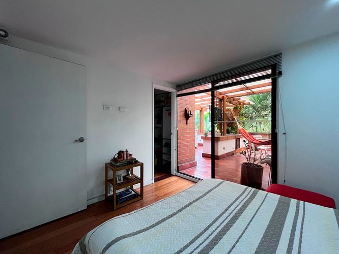 Apartamento de 2 alcobas en venta en El Poblado, Medellín, 120 m² · foto 14 de 20
