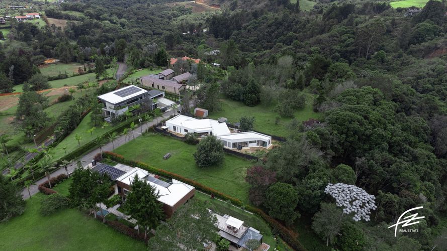 Lote en venta en Las Palmas, Envigado · foto 4 de 4