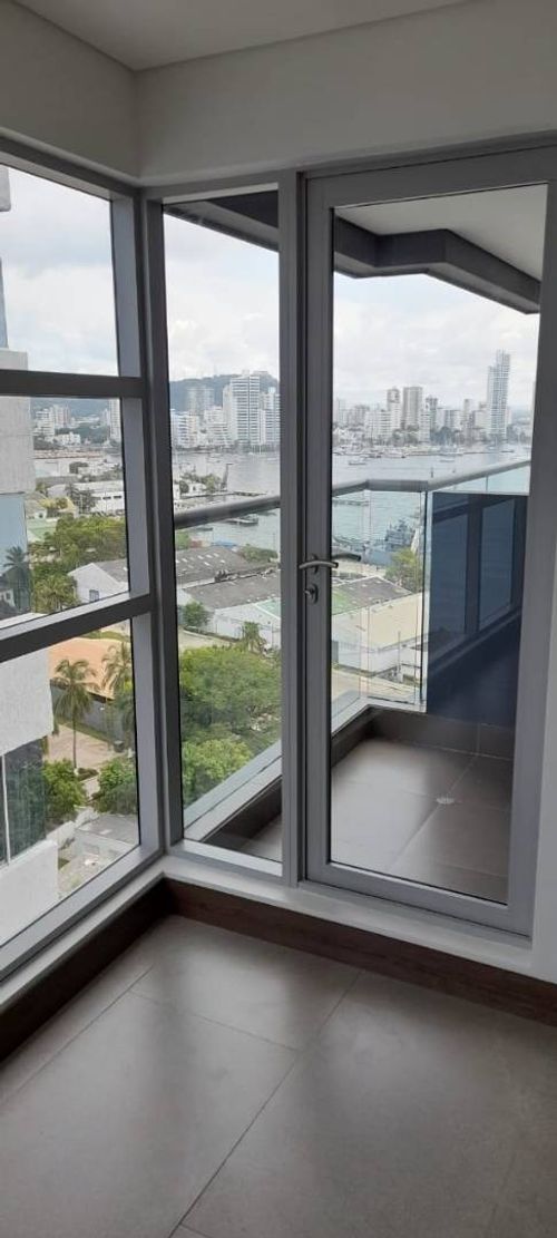 Oficina en arriendo en Bocagrande, Cartagena, 50 m² · foto 2 de 21