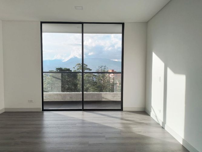 Apartamento de 3 alcobas en arriendo en Transversal Superior, Medellín, 160 m² · foto 13 de 20