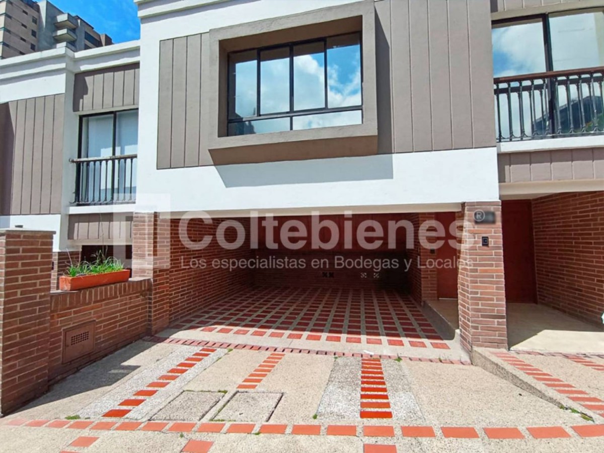 4BR House in Castropol (320 m²) - 2