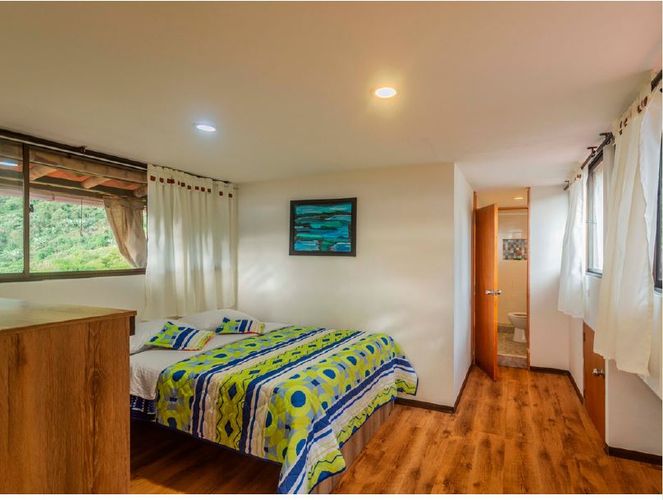 Finca en venta en El Arenillo, Manizales, 434 m² · foto 7 de 8