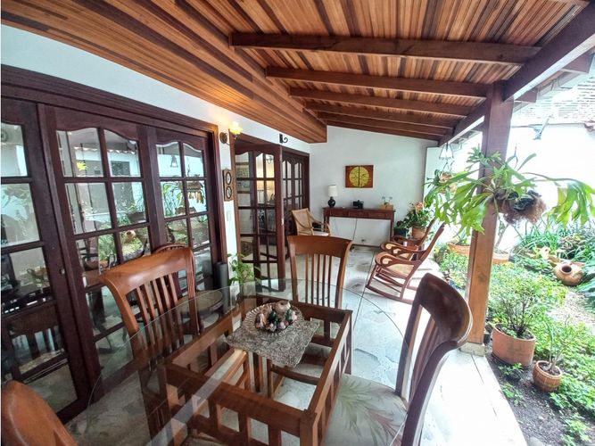 Casa de 4 alcobas en venta en Ciudad Jardin, Cali, 170 m² · foto 3 de 22