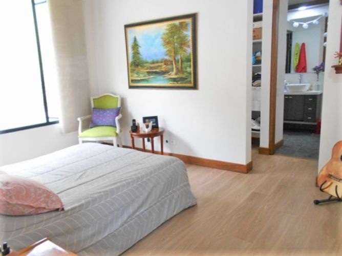 Casa de 3 alcobas en venta en Loma Del Escobero, El Retiro, 300 m² · foto 7 de 18