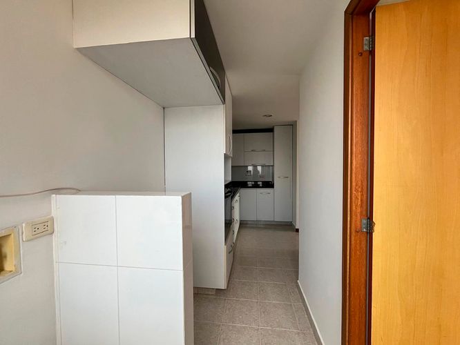 Apartamento de 3 alcobas en arriendo en El Tesoro, Medellín, 94 m² · foto 9 de 17