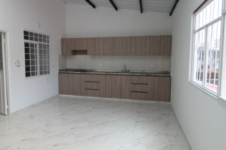 Oficina en arriendo en La Victoria, Bucaramanga, 180 m² · foto 3 de 11