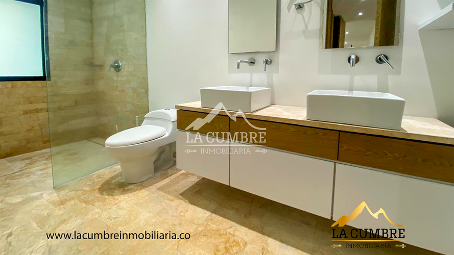 Apartamento de 3 alcobas en arriendo en Los Balsos, Medellín, 180 m² · foto 15 de 16