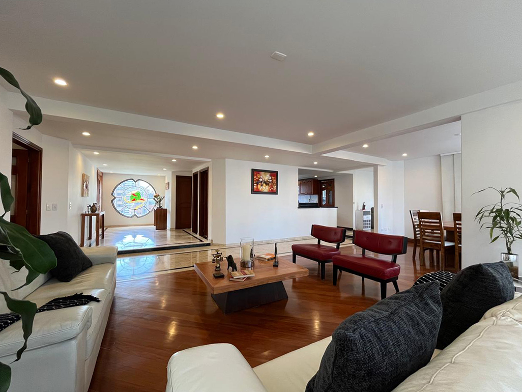 Apartamento en arriendo en Alejandria, Medellín · foto 2 de 20