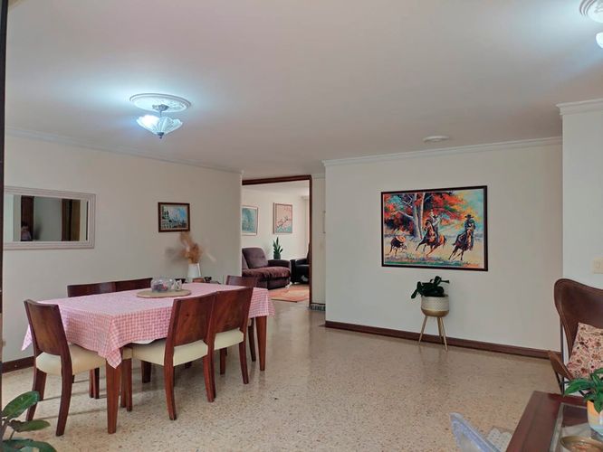 Apartamento de 4 alcobas en venta en El Poblado, Medellín, 176 m² · foto 3 de 20