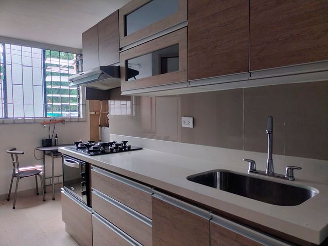 Apartamento de 4 alcobas en venta en El Poblado, Medellín, 176 m² · foto 6 de 20