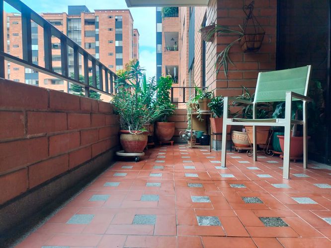Apartamento de 4 alcobas en venta en El Poblado, Medellín, 176 m² · foto 20 de 20