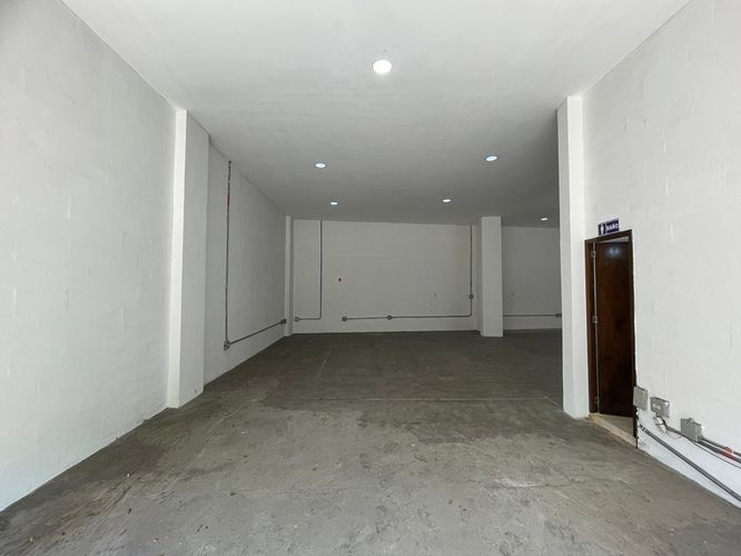 Local en arriendo en Ciudad Real, Envigado, 160 m² · foto 2 de 7