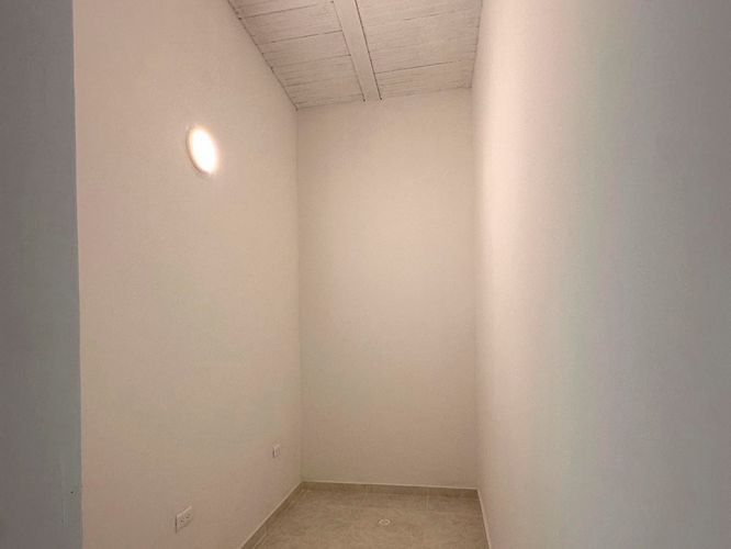 Local en arriendo en El Poblado, Medellín, 62 m² · foto 4 de 9