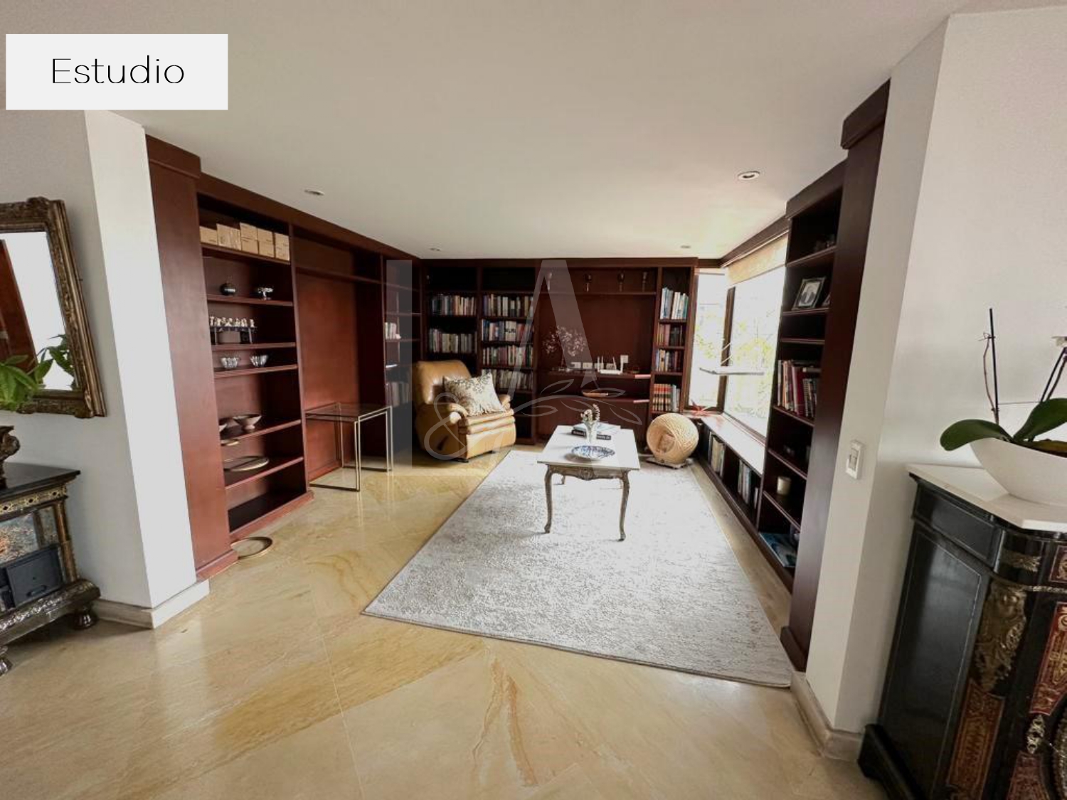 Apartamento en venta en Chico, Bogotá · foto 2 de 21