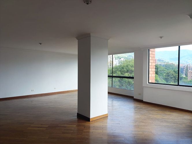 Apartamento de 3 alcobas en arriendo en Los Balsos, Medellín, 153 m² · foto 4 de 20