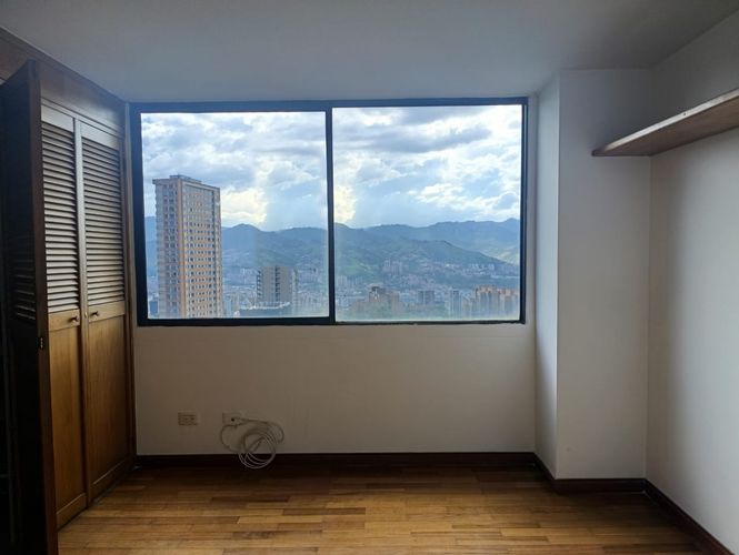 Apartamento de 3 alcobas en arriendo en Los Balsos, Medellín, 153 m² · foto 11 de 20