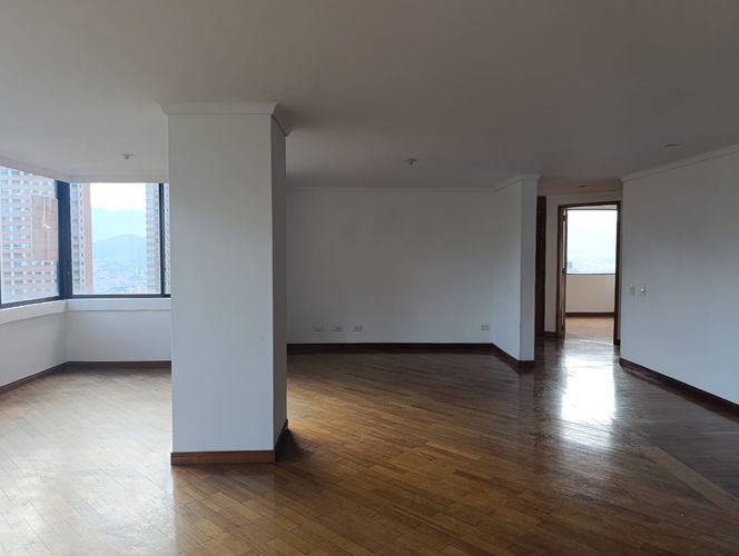 Apartamento de 3 alcobas en arriendo en Los Balsos, Medellín, 153 m² · foto 13 de 20