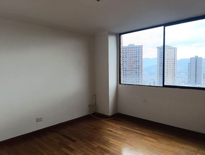 Apartamento de 3 alcobas en arriendo en Los Balsos, Medellín, 153 m² · foto 14 de 20