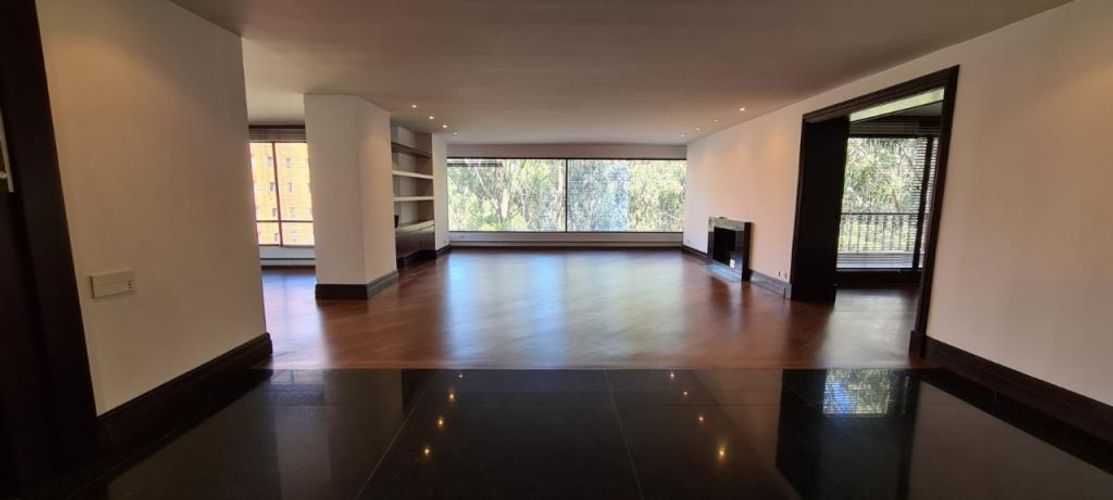 Apartamento de 4 alcobas en venta en Bosque De Pinos, Bogotá, 428 m² · foto 5 de 20