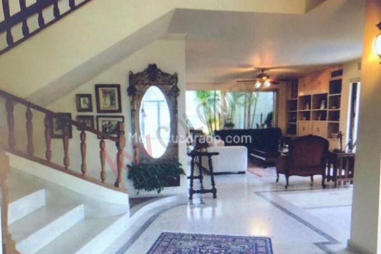 Casa de 4 alcobas en venta en Altos De Riomar, Barranquilla, 375 m² · foto 3 de 16
