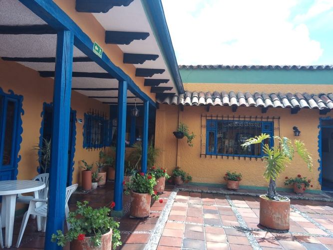 Casa de 4 alcobas en venta en El Hato, Funza, 425 m² · foto 9 de 24