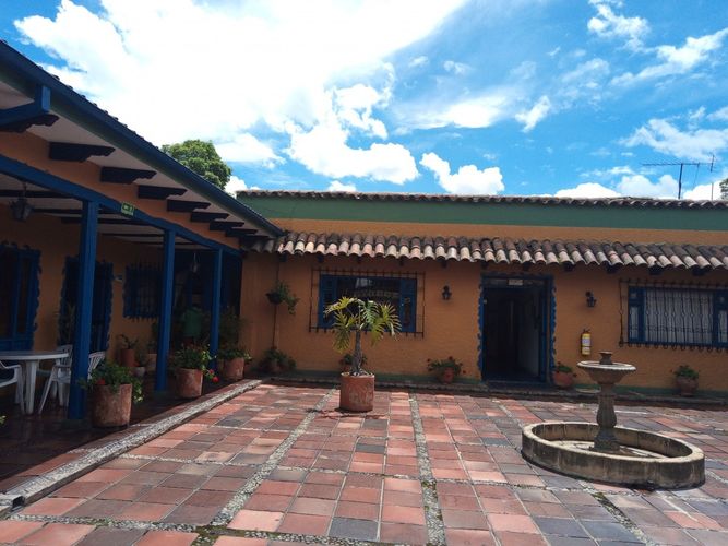 Casa de 4 alcobas en venta en El Hato, Funza, 425 m² · foto 20 de 24