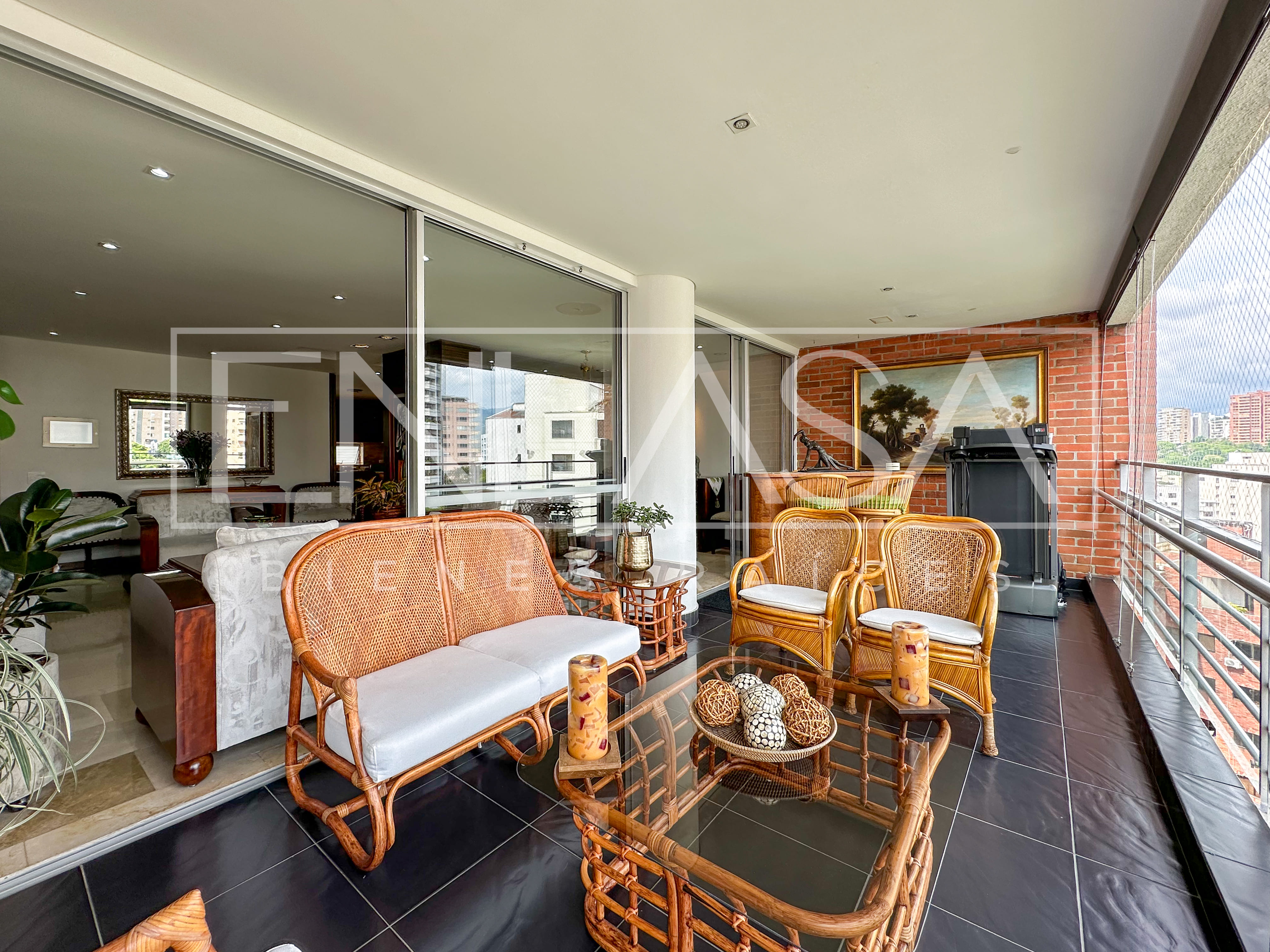 Apartamento en venta en Normandia, Cali · foto 3 de 20