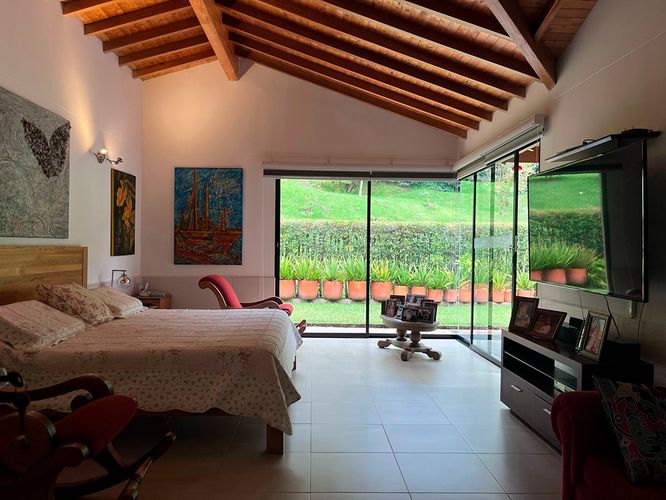 Casa de 3 alcobas en venta en Santa Elena, El Retiro, 306 m² · foto 12 de 20