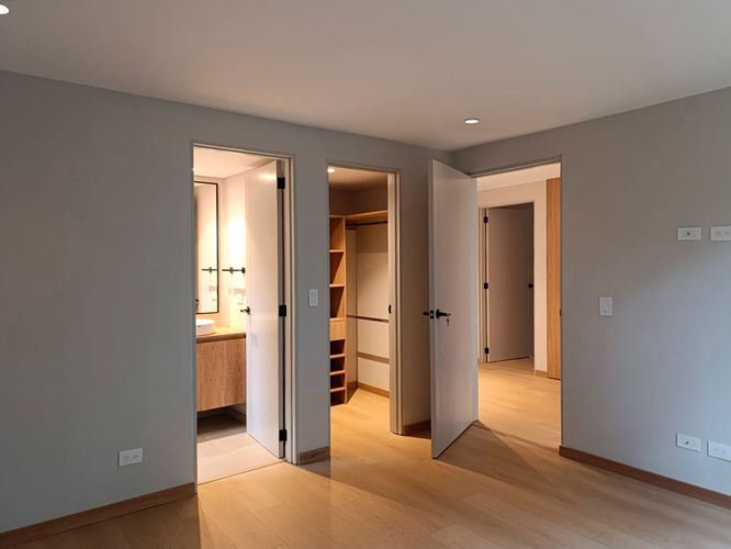 Apartamento de 3 alcobas en venta en El Poblado, Medellín, 165 m² · foto 9 de 20