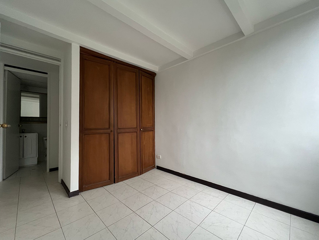 Apartamento en venta en Los Naranjos, Envigado · foto 10 de 16