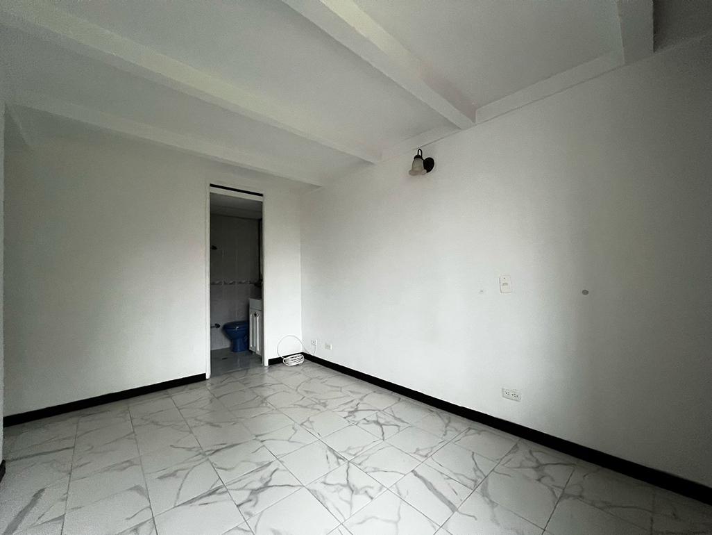 Apartamento en venta en Los Naranjos, Envigado · foto 13 de 16